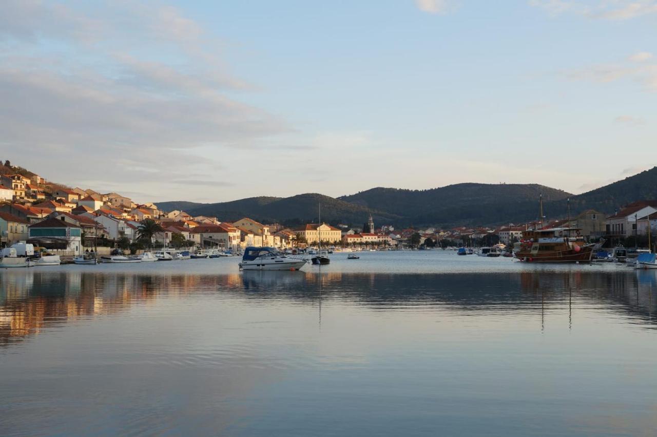 Apartman Tessa Vela Luka Εξωτερικό φωτογραφία