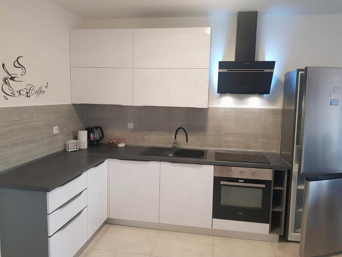 Apartman Tessa Vela Luka Εξωτερικό φωτογραφία