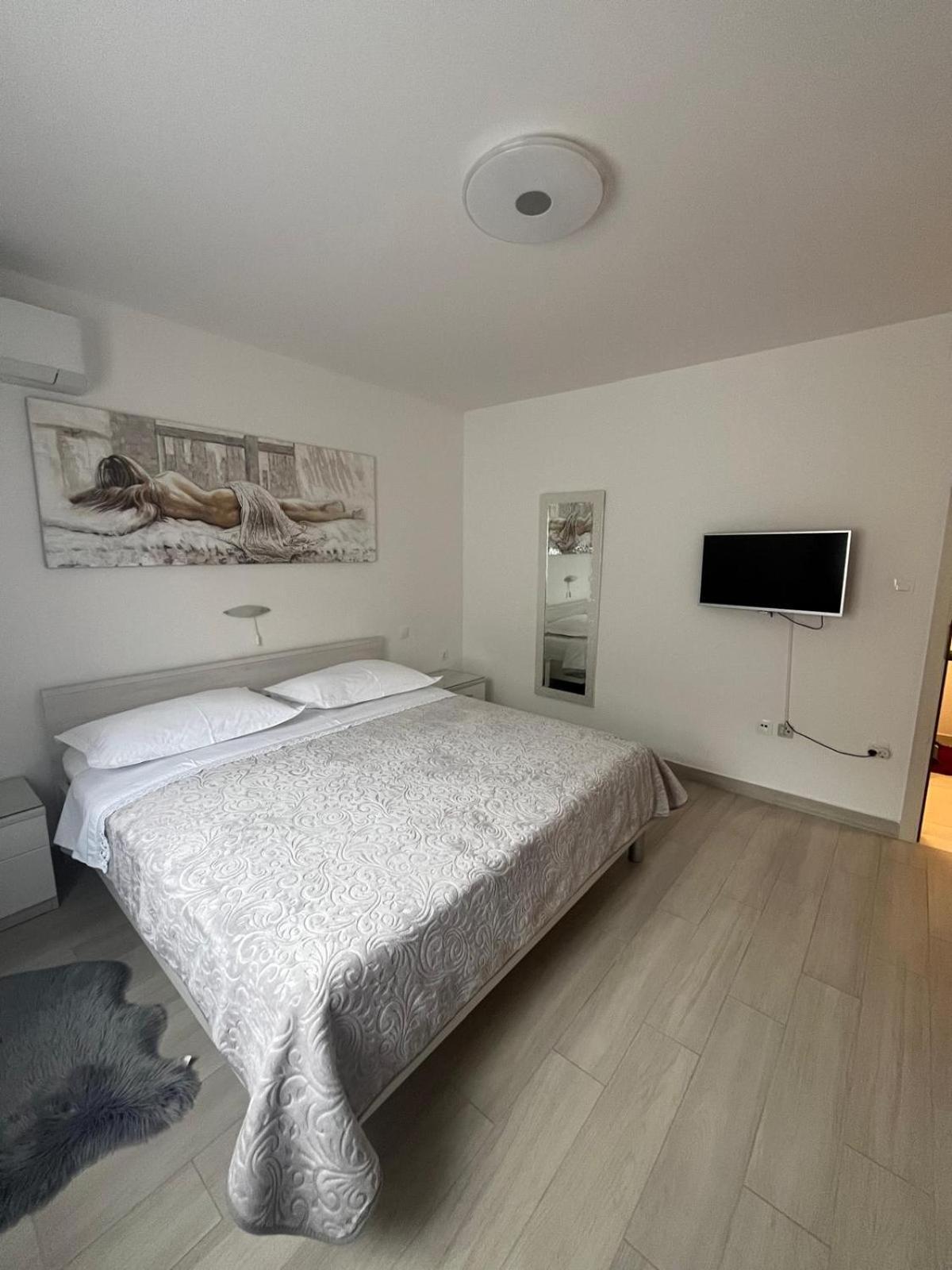 Apartman Tessa Vela Luka Εξωτερικό φωτογραφία
